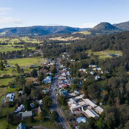 Wildes Hotel Kangaroo Valley Exterior photo
